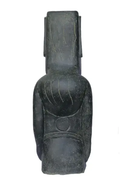 Product image 4 of the product “Moai full body, 127cm Height | Cast stone, handcrafted & coloured ”